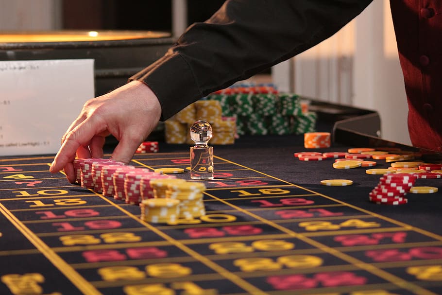 Transformation of Casino Design in Las Vegas Innovations in Entertainment